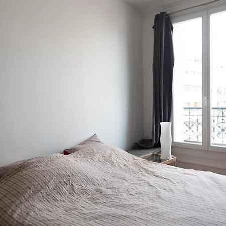 Comfortable F4 Near Petit-montrouge Apartment